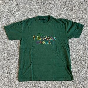 Vintage Bahamas Nassau Green Embroidered Cotton Tee T Shirt Men Women Small